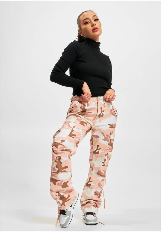 Woman Cargo Pocket Pants