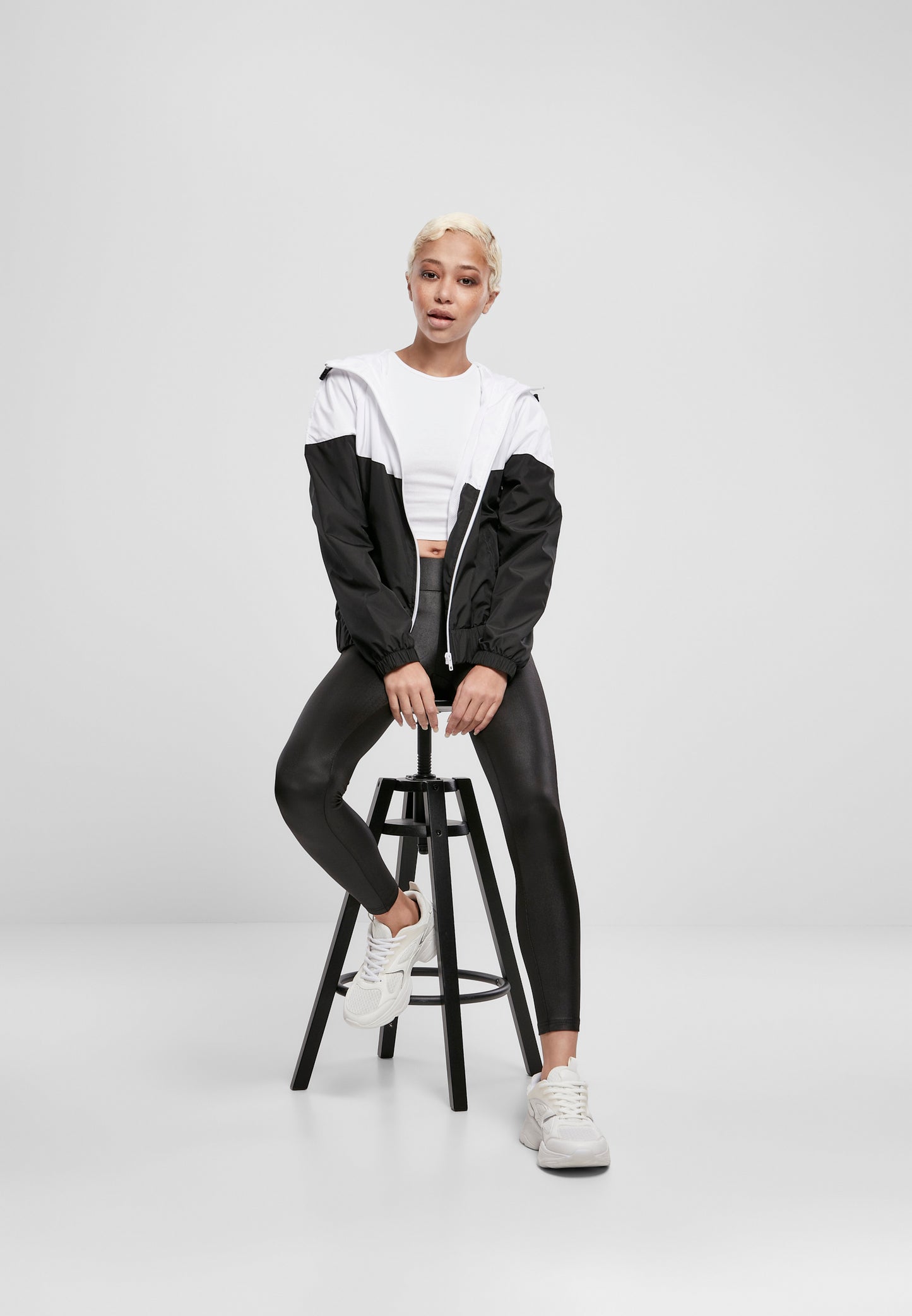 Ladies Synthetic Leather Leggings