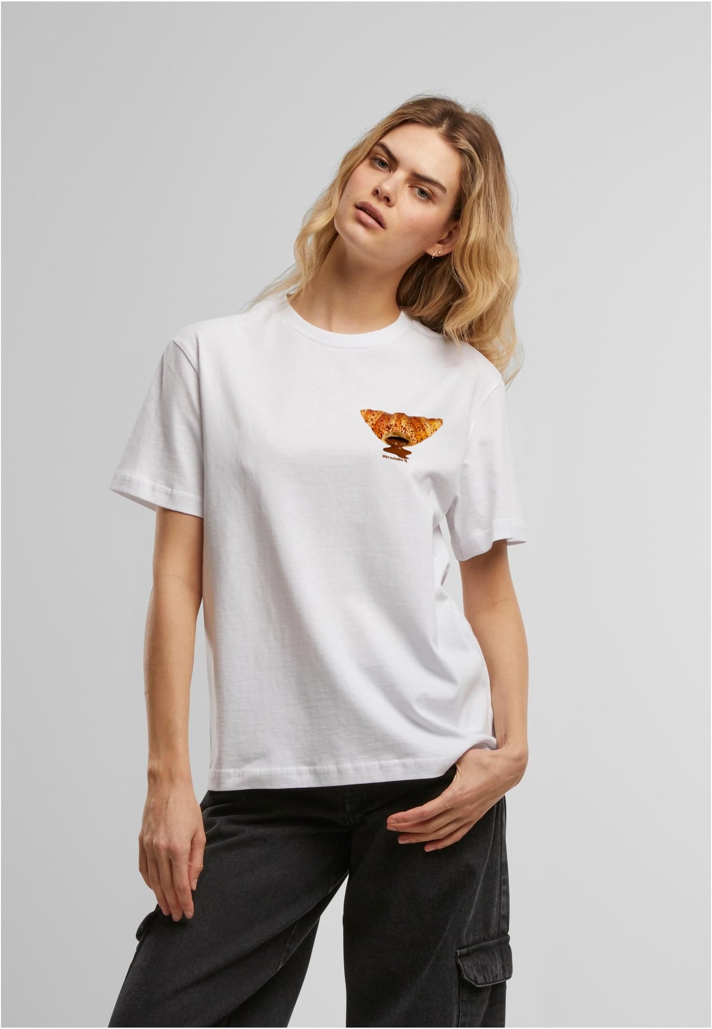 Olivier Industries TM - Croissant Nougat worldtour woman everyday Tee